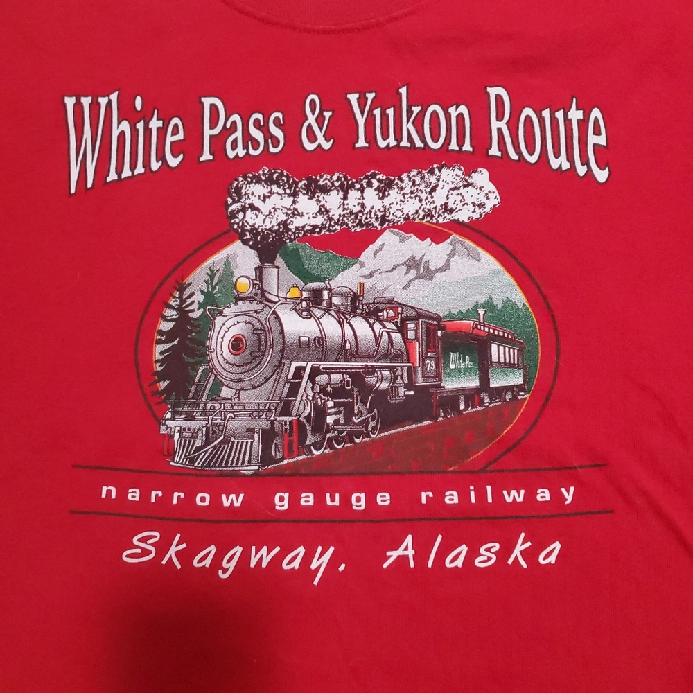 Vintage White Pass Yukon Route Narrow Gauge Railway Alaska Red Train T-shirt XL